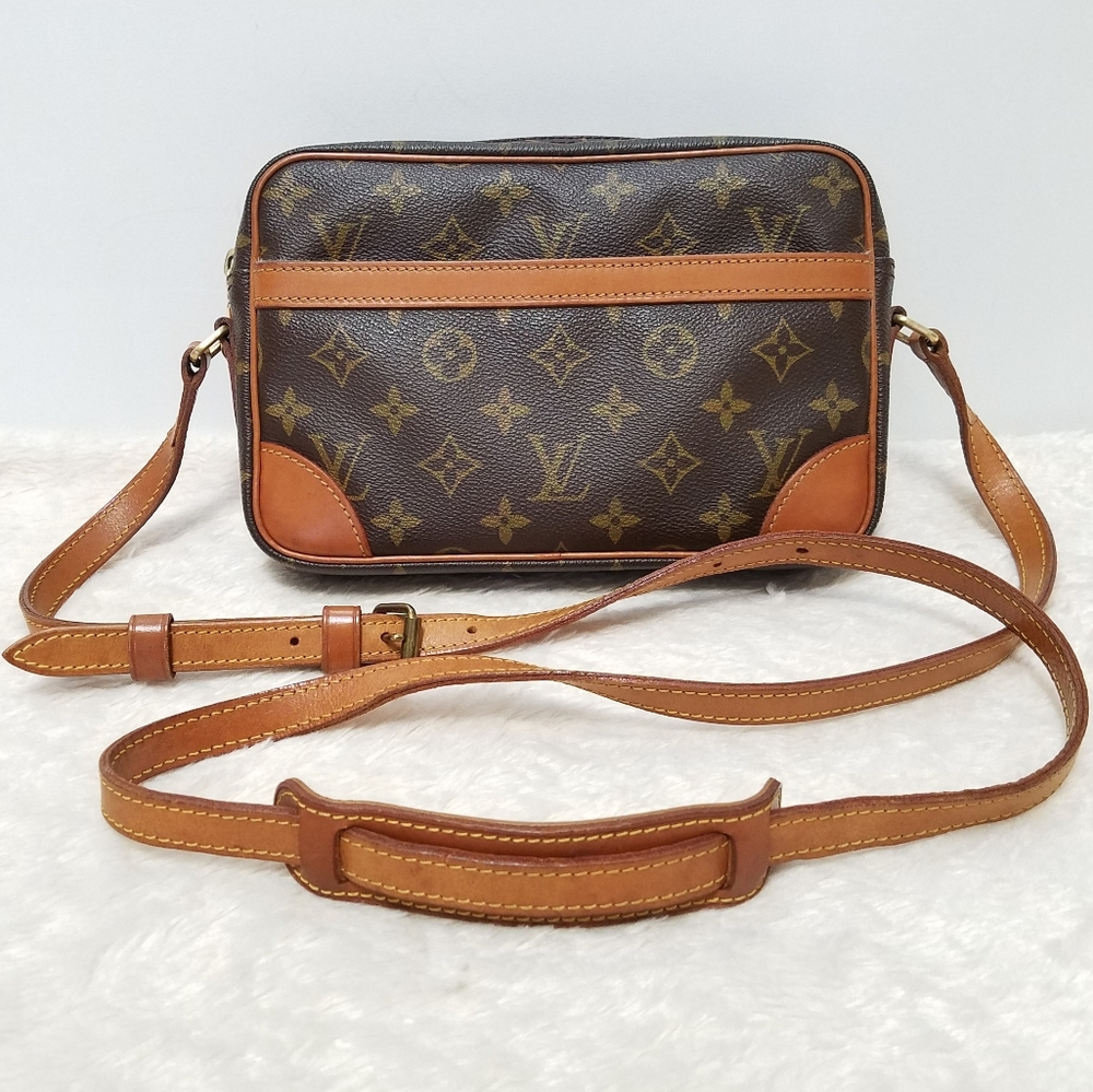 💕Authentic LV Crossbody/Shoulder Trocadero 24